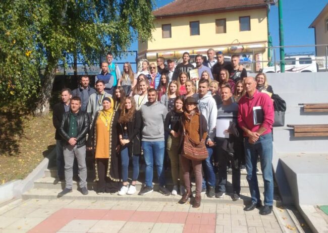 Škola gostovala na XVI privredno-kulturnoj manifestaciji „Dani jabuke“ u Goraždu