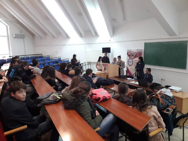 IMG-9c0994bdf7f4c0d09b0ee4e82e409d2a-V