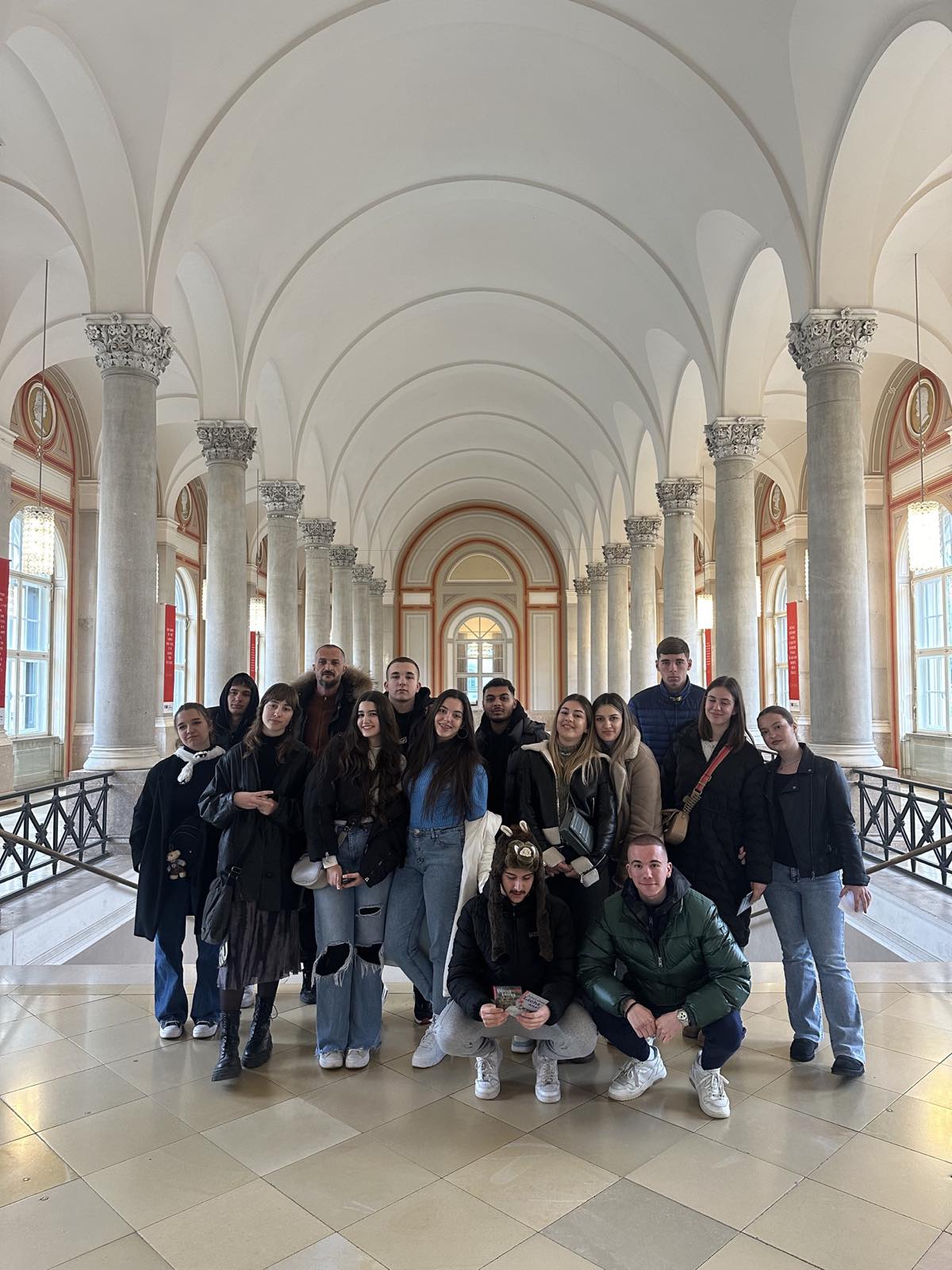 IMG-8d1eb953ca1c85c8744b9736ffbb5fbf-V