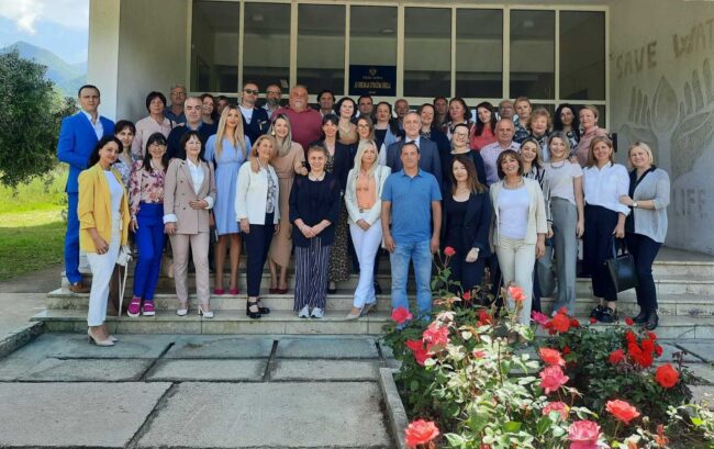 IMG-e8f1fc16a72ae70d9cdf29956e8b3854-V